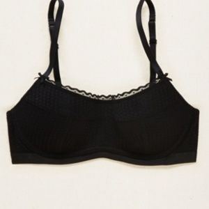 Black pushup scoop aerie bralette, wireless